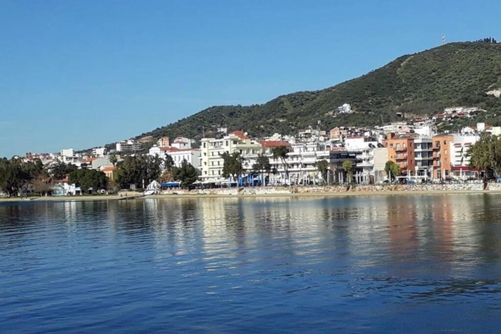 נאוס פירגוס Amazing Sea View-Neos Pyrgos Beach -Evoia Greece מראה חיצוני תמונה